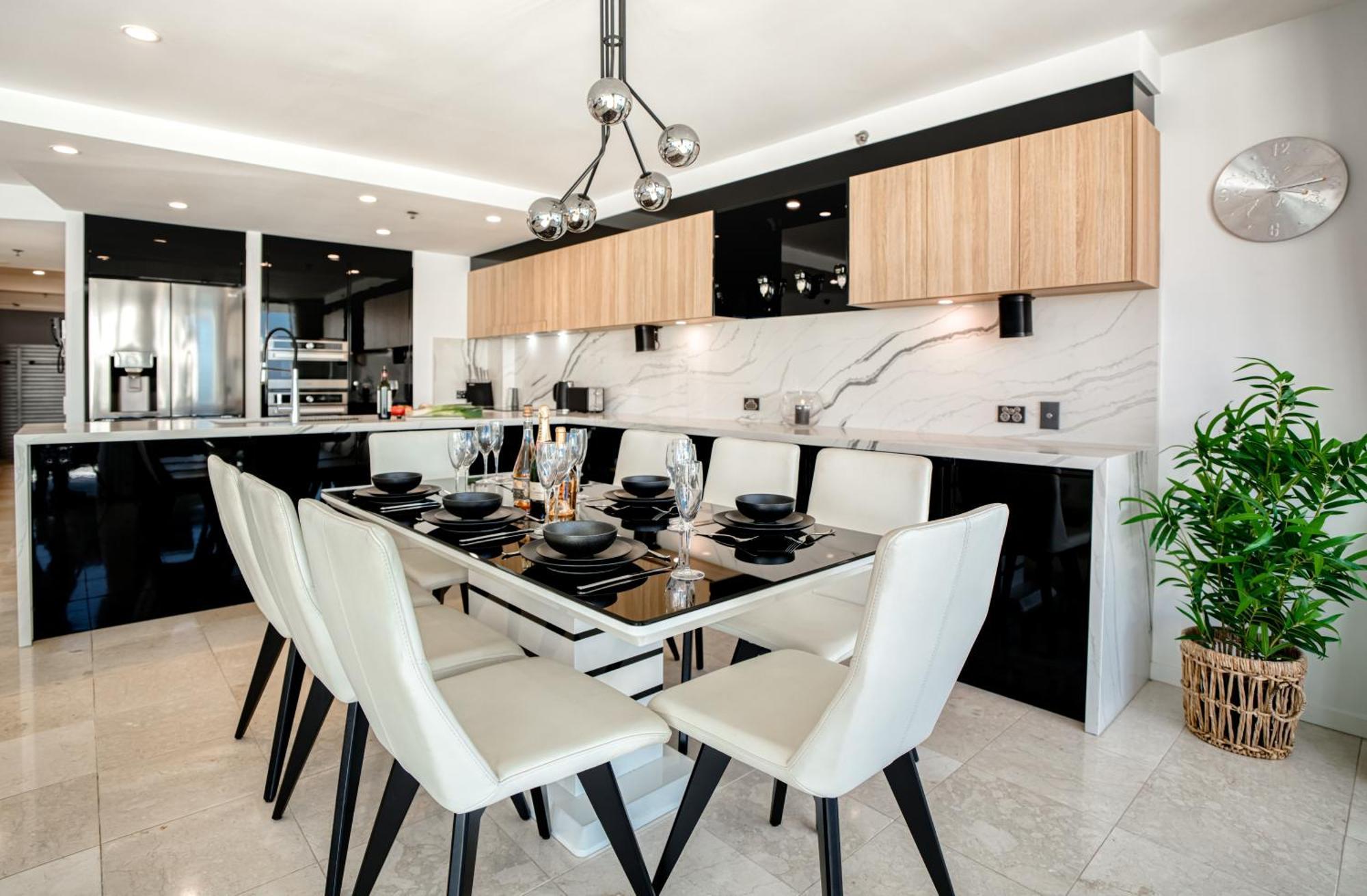 Cilento Mooloolaba Aparthotel Bagian luar foto