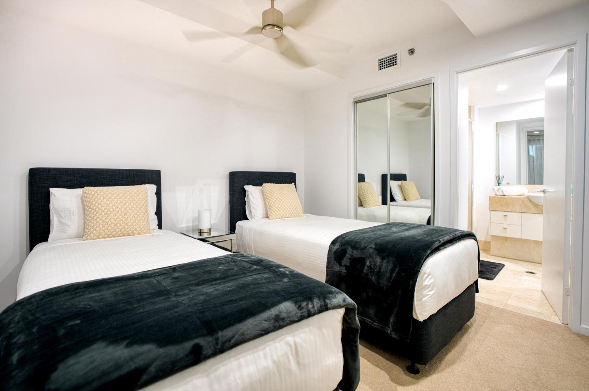 Cilento Mooloolaba Aparthotel Bagian luar foto