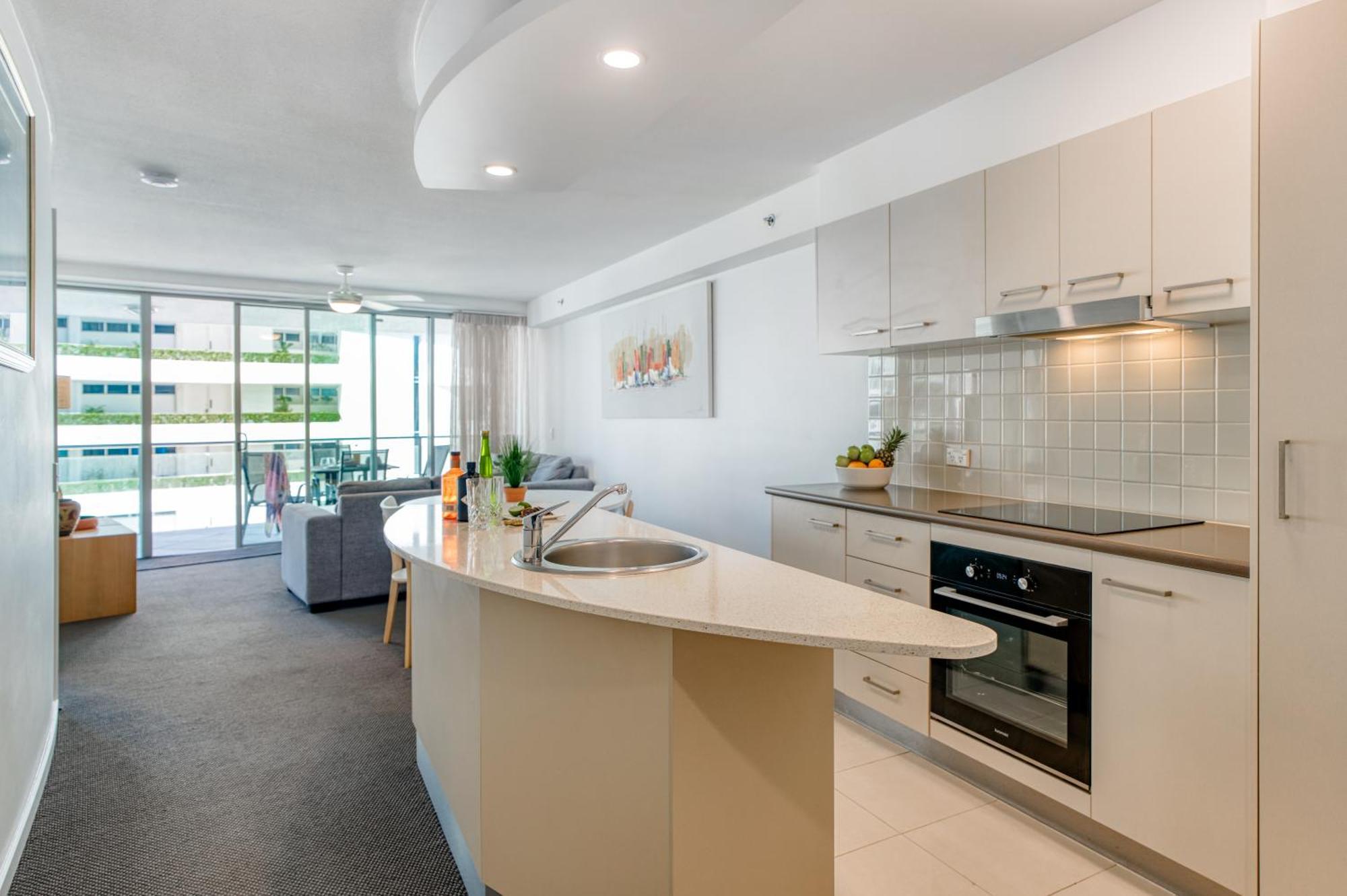 Cilento Mooloolaba Aparthotel Bagian luar foto
