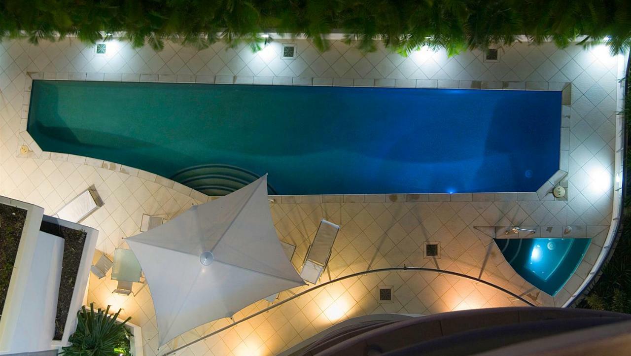 Cilento Mooloolaba Aparthotel Bagian luar foto
